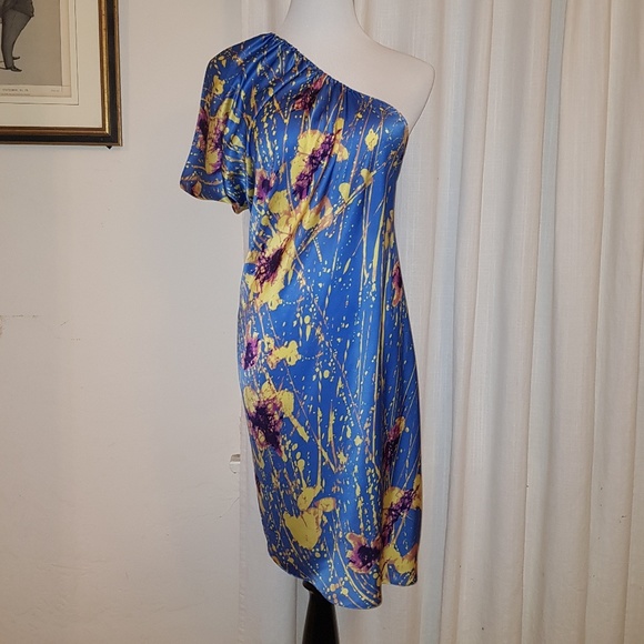 Elie Tahari Dresses & Skirts - Elie Tahari Printed Dress